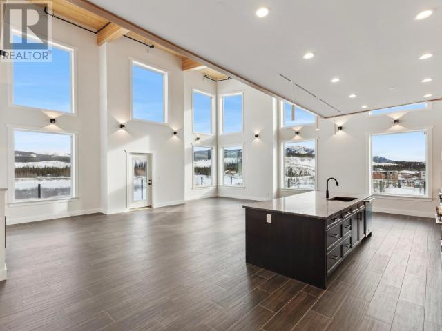 602-2240 2nd Avenue, Whitehorse, Yukon  Y1A 1C8 - Photo 3 - 16209