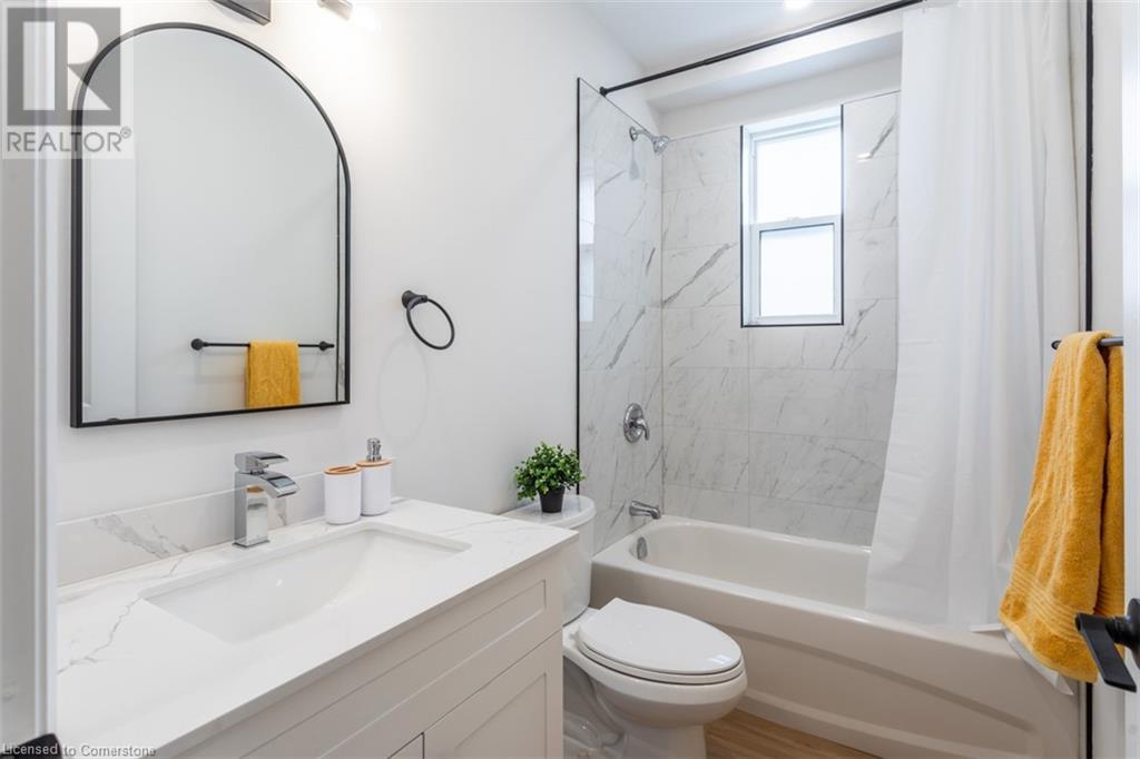113 Catharine Street N Unit# 1, Hamilton, Ontario  L8R 1J5 - Photo 16 - 40703819