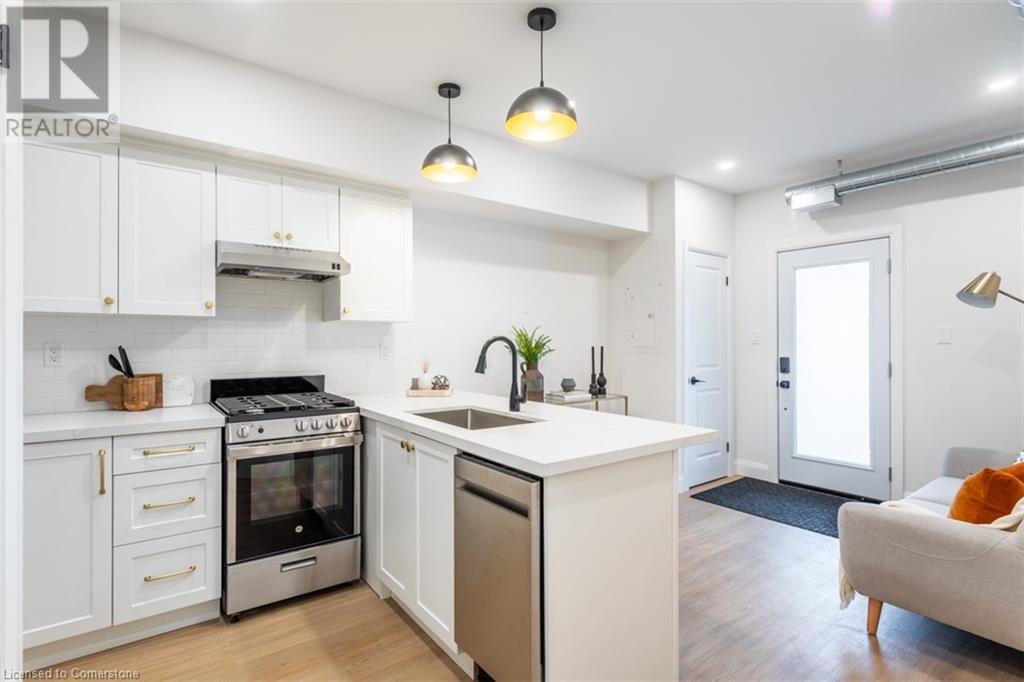 113 Catharine Street N Unit# 1, Hamilton, Ontario  L8R 1J5 - Photo 7 - 40703819