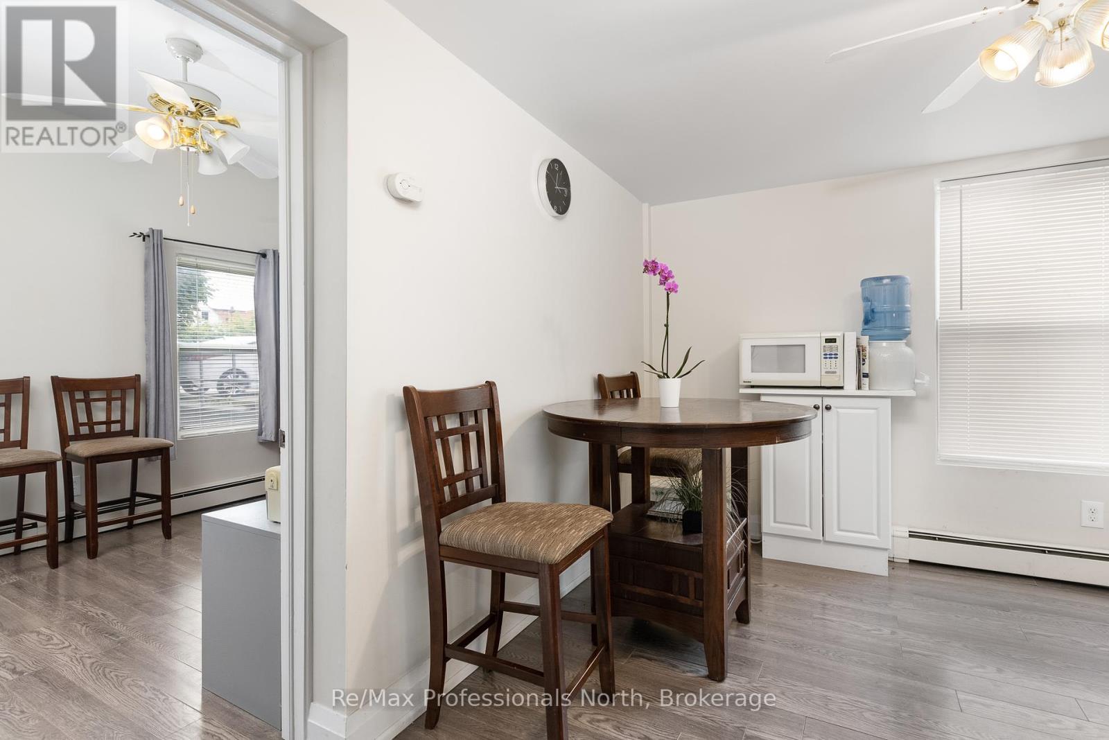 73 Coldwater Street E, Orillia, Ontario  L3V 1W6 - Photo 12 - S12002255