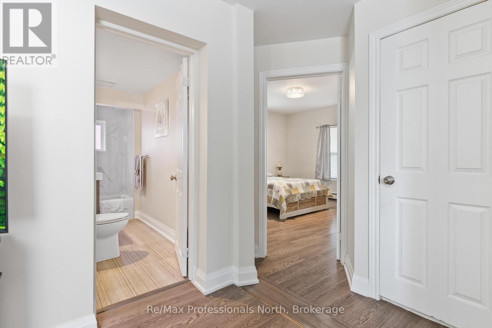 73 Coldwater Street E, Orillia, Ontario  L3V 1W6 - Photo 17 - S12002255