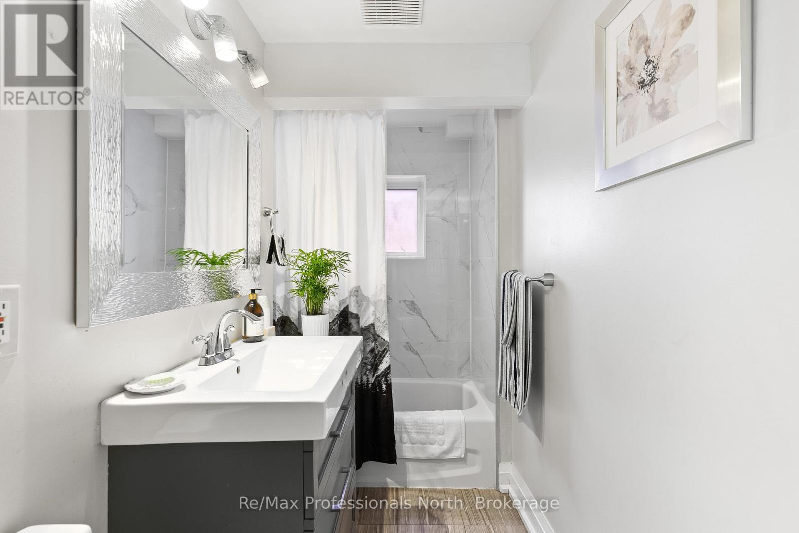 73 Coldwater Street E, Orillia, Ontario  L3V 1W6 - Photo 21 - S12002255