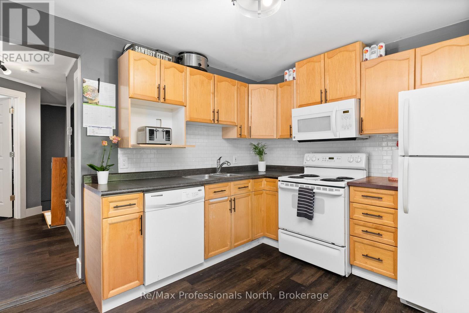 73 Coldwater Street E, Orillia, Ontario  L3V 1W6 - Photo 31 - S12002255