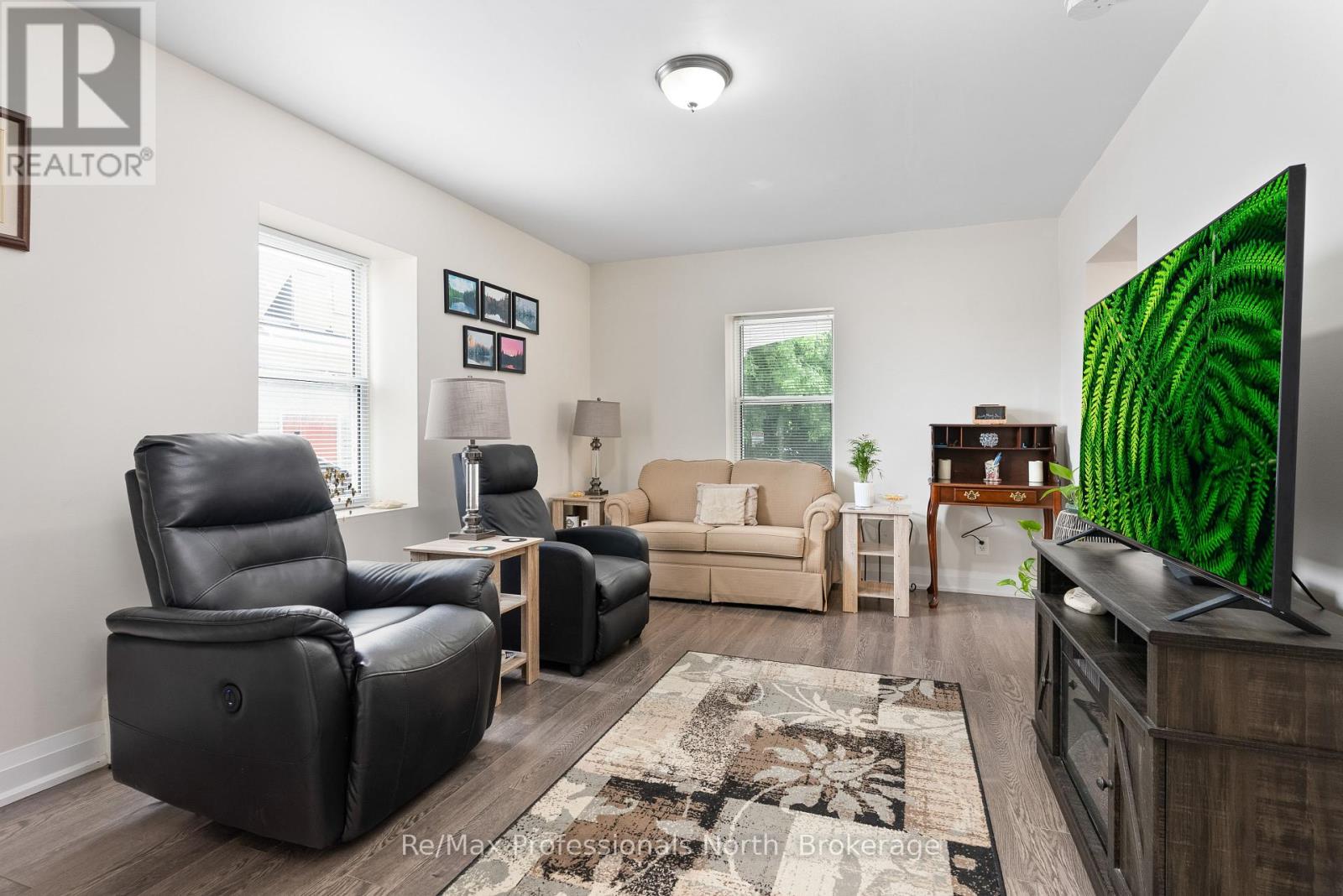 73 Coldwater Street E, Orillia, Ontario  L3V 1W6 - Photo 10 - S12002272