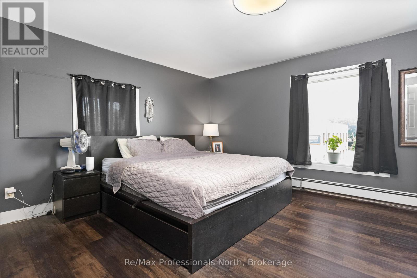 73 Coldwater Street E, Orillia, Ontario  L3V 1W6 - Photo 27 - S12002272