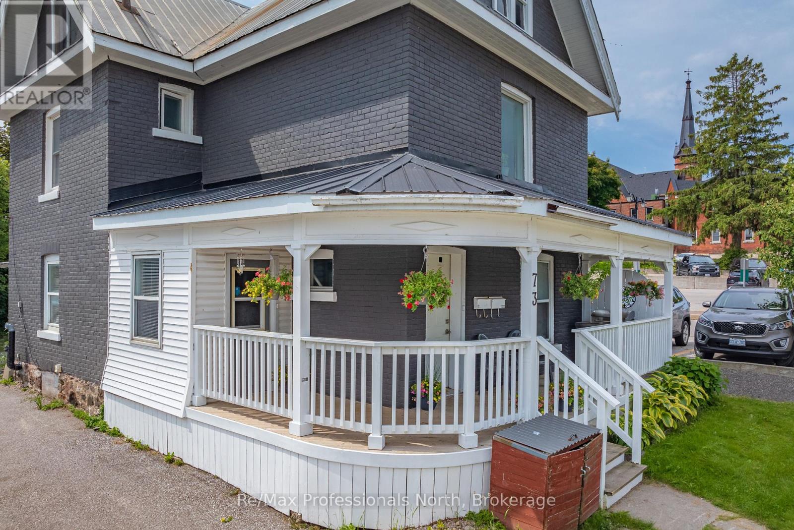 73 Coldwater Street E, Orillia, Ontario  L3V 1W6 - Photo 4 - S12002272