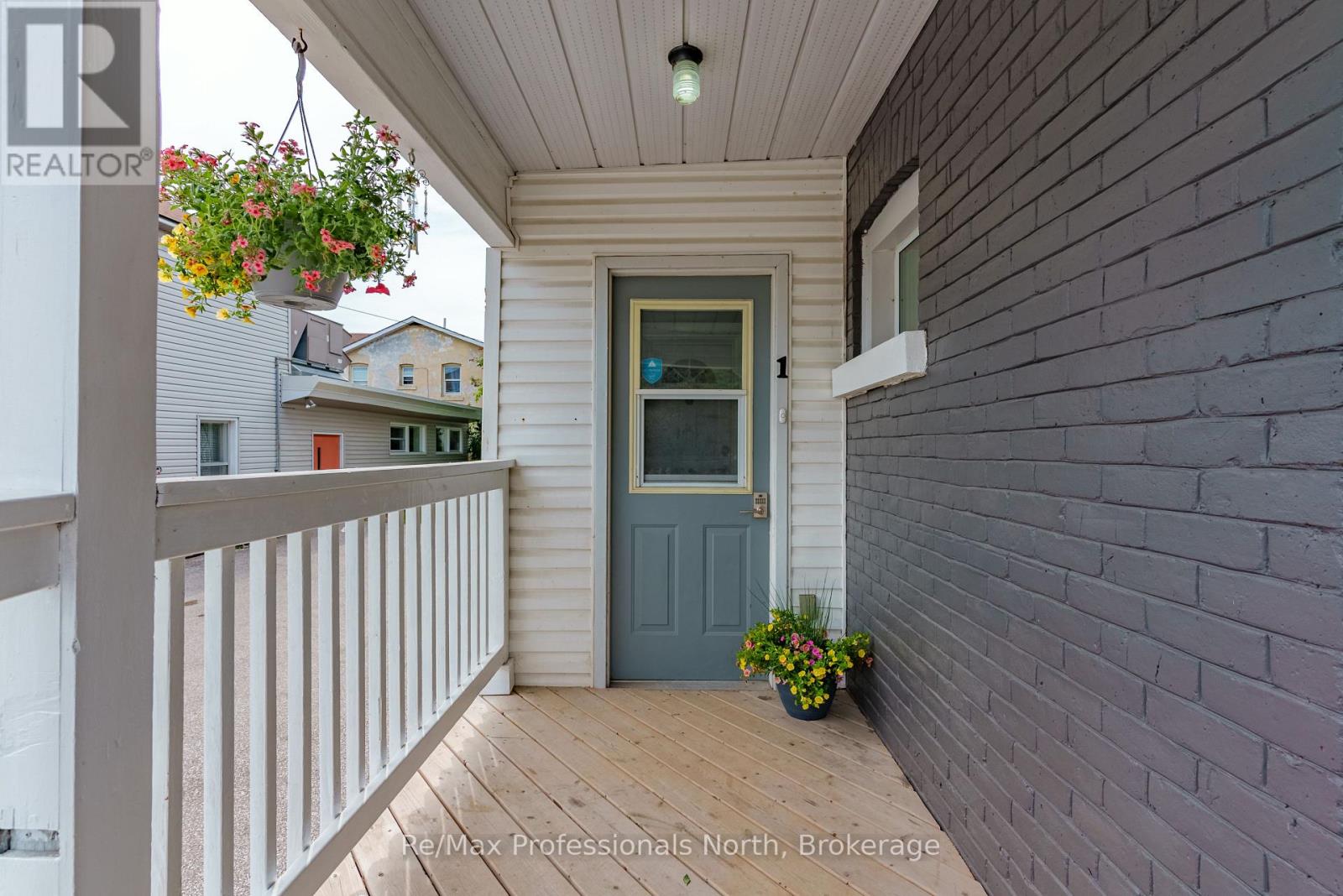 73 Coldwater Street E, Orillia, Ontario  L3V 1W6 - Photo 6 - S12002272