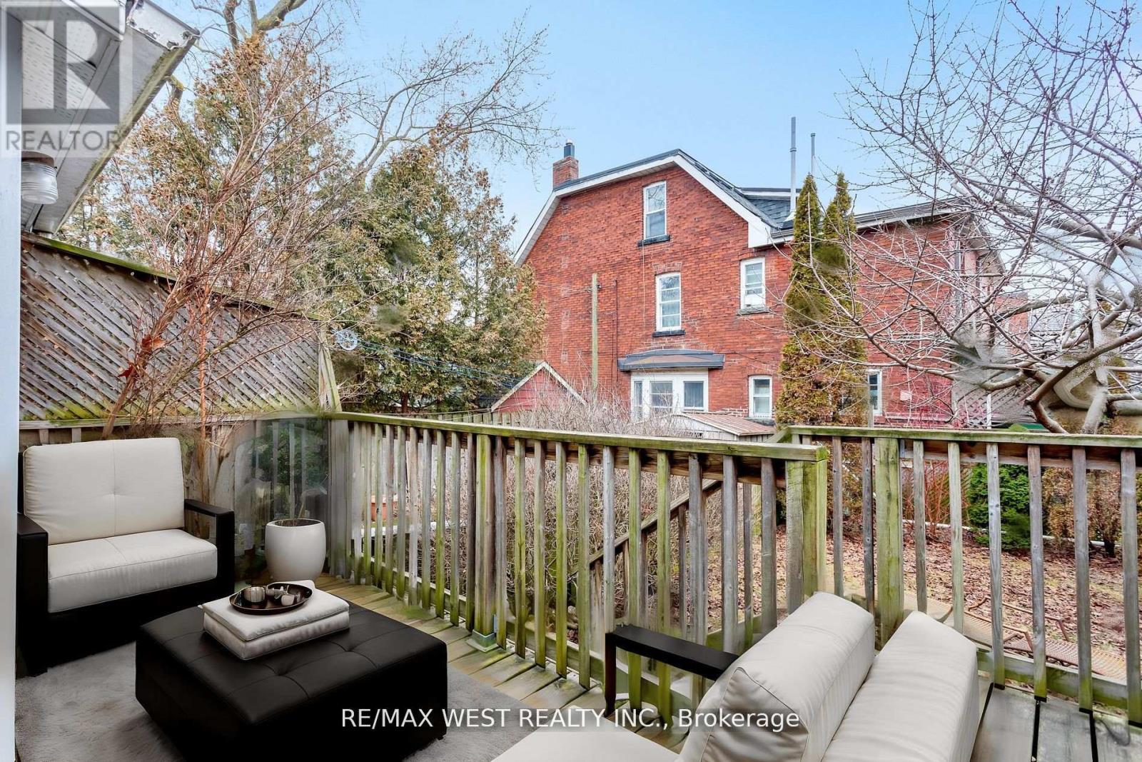 96 Roncesvalles Avenue, Toronto, Ontario  M6R 2K8 - Photo 17 - W9767969