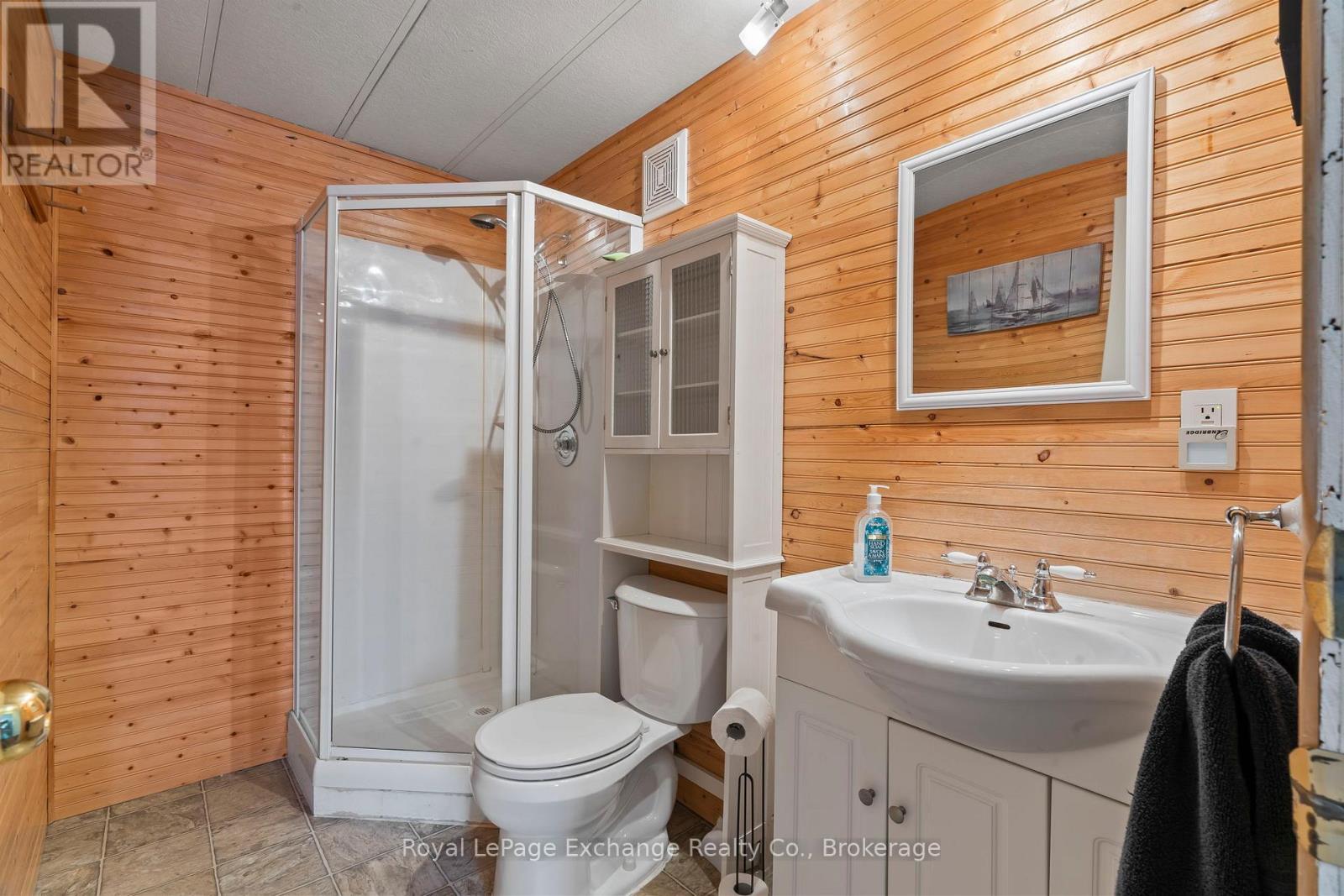 184 Scotts Point Road, Kincardine, Ontario  N0G 2T0 - Photo 15 - X12002273