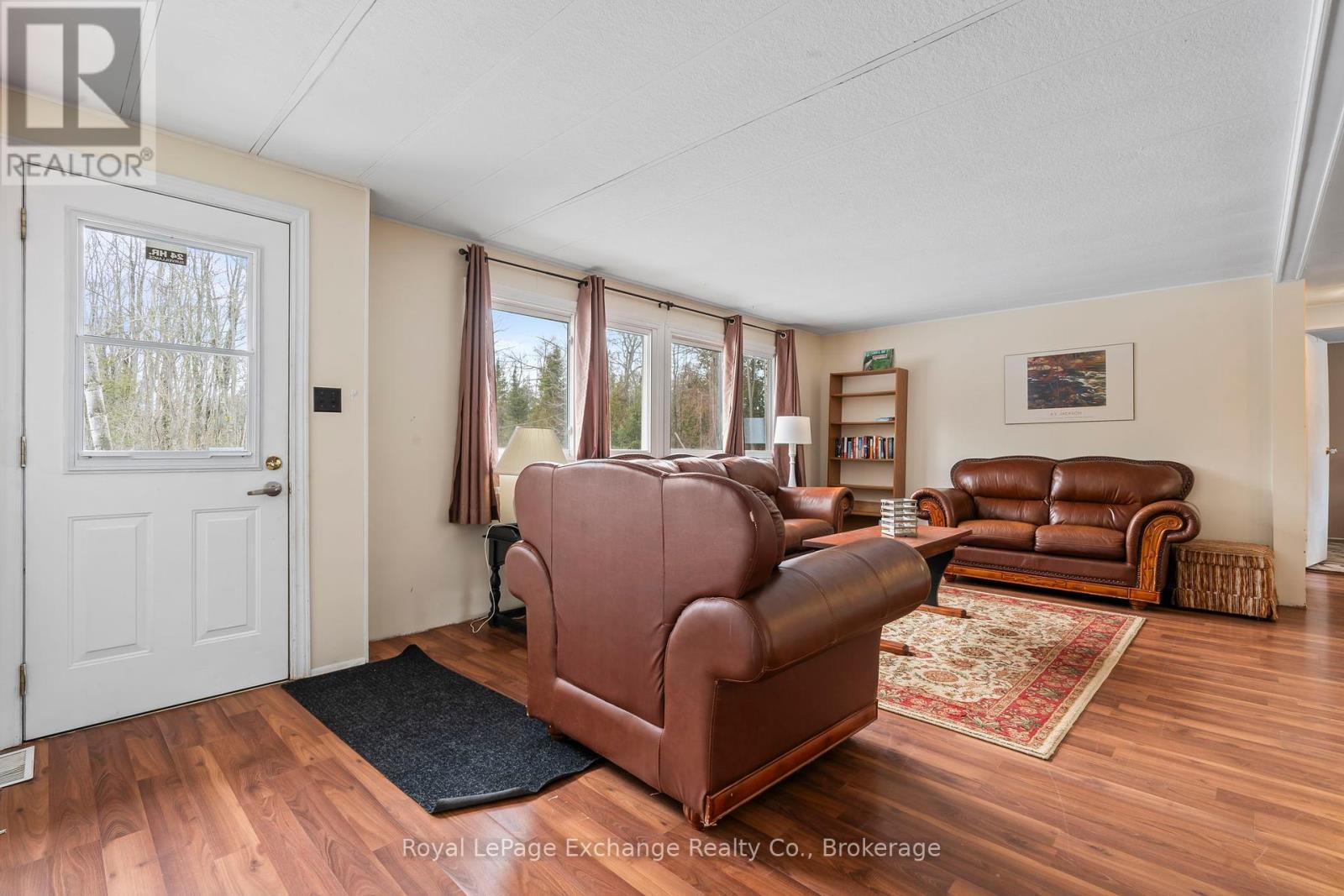 184 Scotts Point Road, Kincardine, Ontario  N0G 2T0 - Photo 3 - X12002273