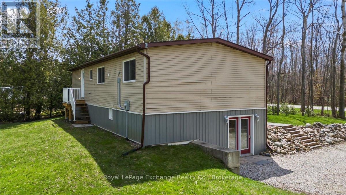184 Scotts Point Road, Kincardine, Ontario  N0G 2T0 - Photo 30 - X12002273