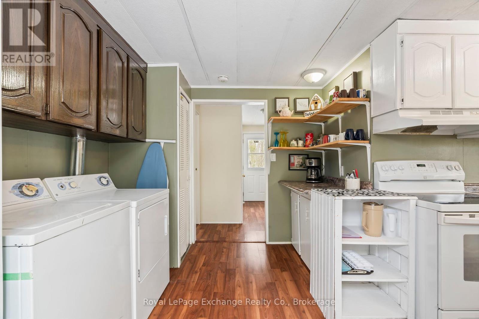 184 Scotts Point Road, Kincardine, Ontario  N0G 2T0 - Photo 6 - X12002273