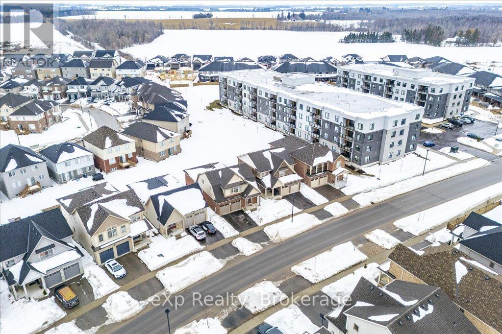 Property at 111 FARLEY ROAD image 2