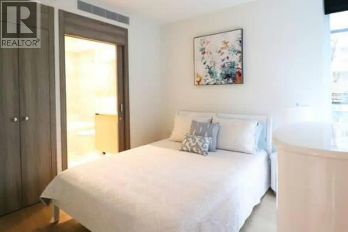 Listing Picture 7 of 31 : 206 89 NELSON STREET, Vancouver / 溫哥華 - 魯藝地產 Yvonne Lu Group - MLS Medallion Club Member