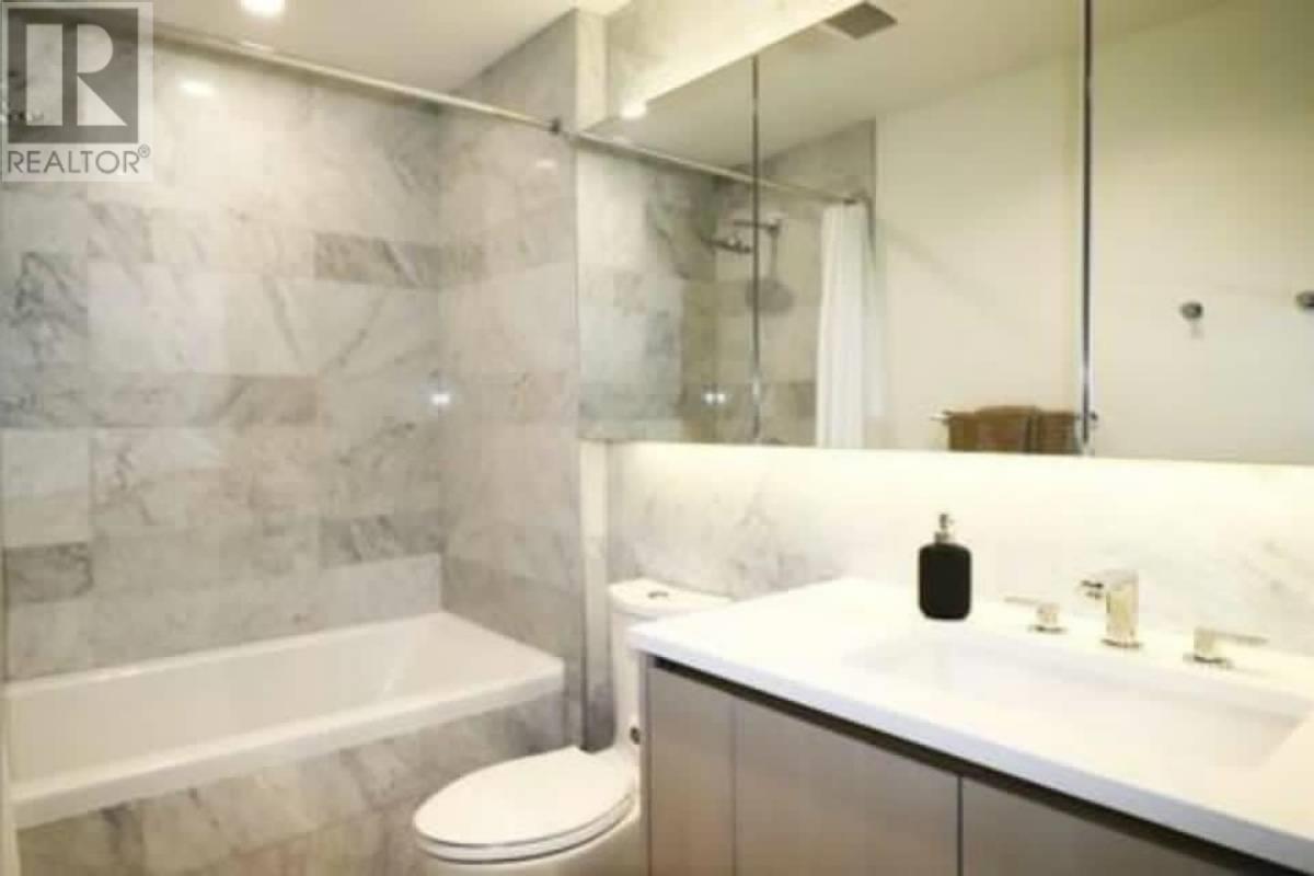 Listing Picture 4 of 31 : 206 89 NELSON STREET, Vancouver / 溫哥華 - 魯藝地產 Yvonne Lu Group - MLS Medallion Club Member