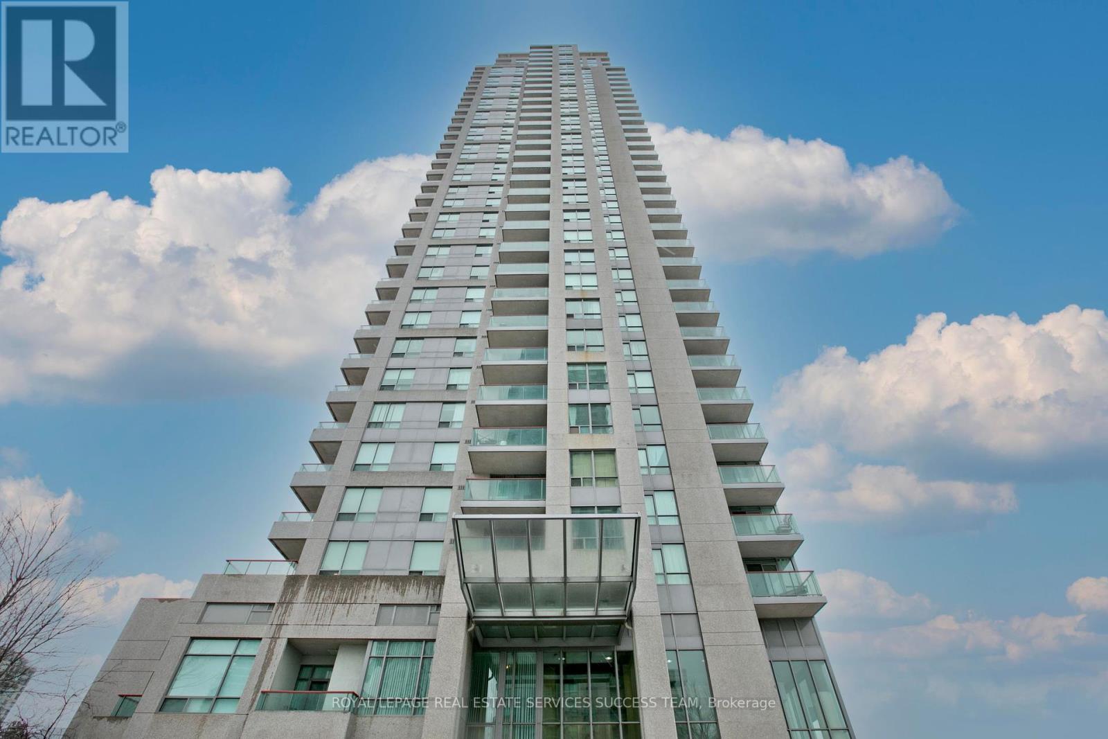 2001 - 50 Brian Harrison Way, Toronto, Ontario  M1P 5J4 - Photo 1 - E12002331