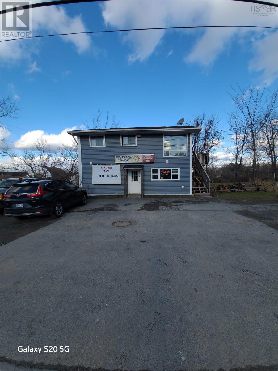 2862b Highway 2, Shubenacadie, Nova Scotia  B0N 2H0 - Photo 2 - 202504116