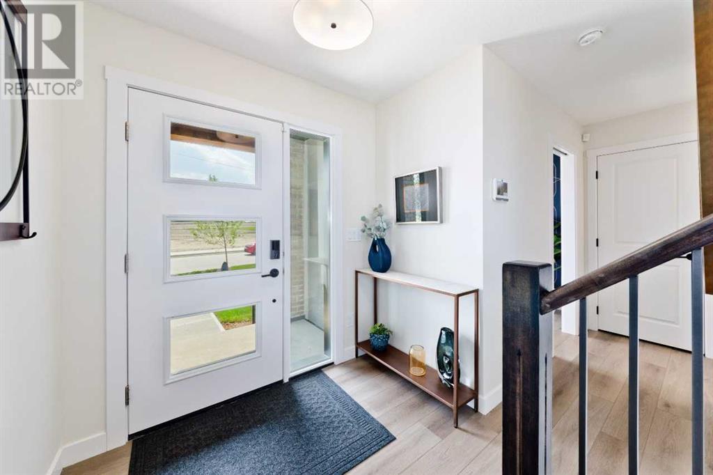 Property at 854 Alpine Avenue SW image 2