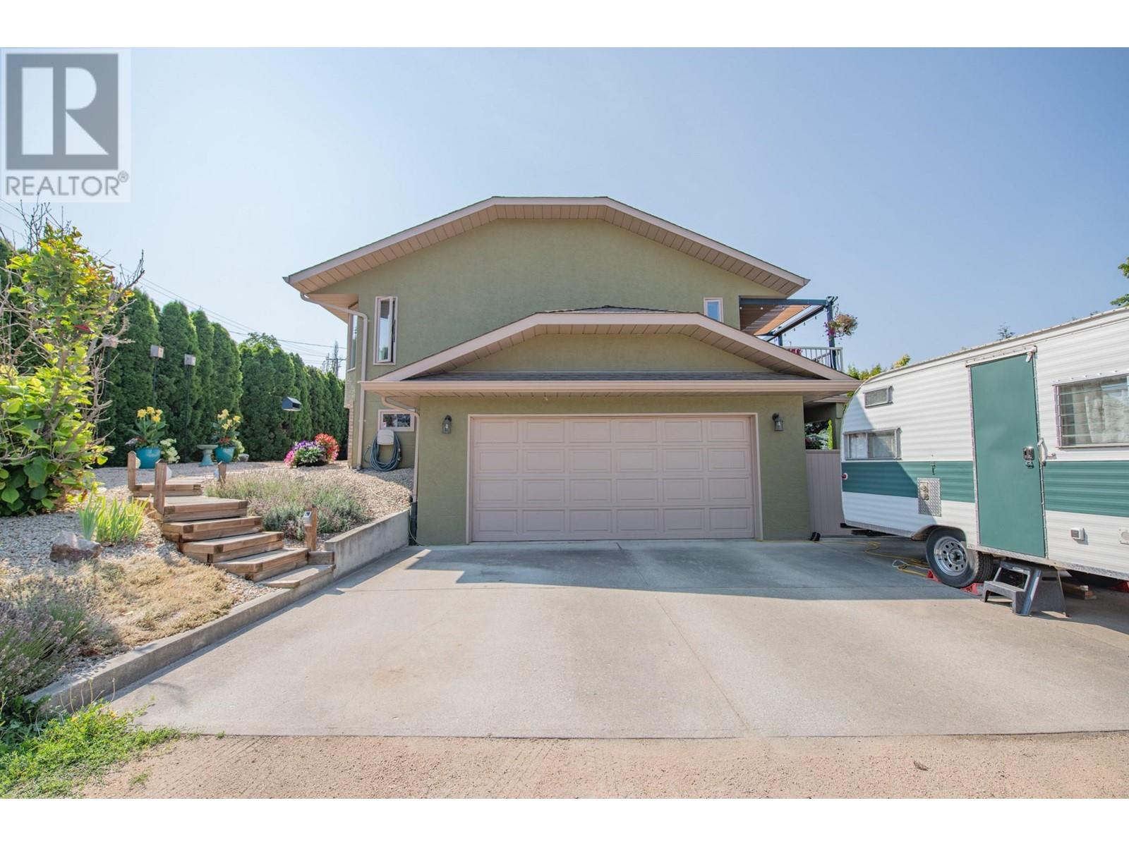 3704 19th Street, Vernon, British Columbia  V1T 4B9 - Photo 5 - 10336741