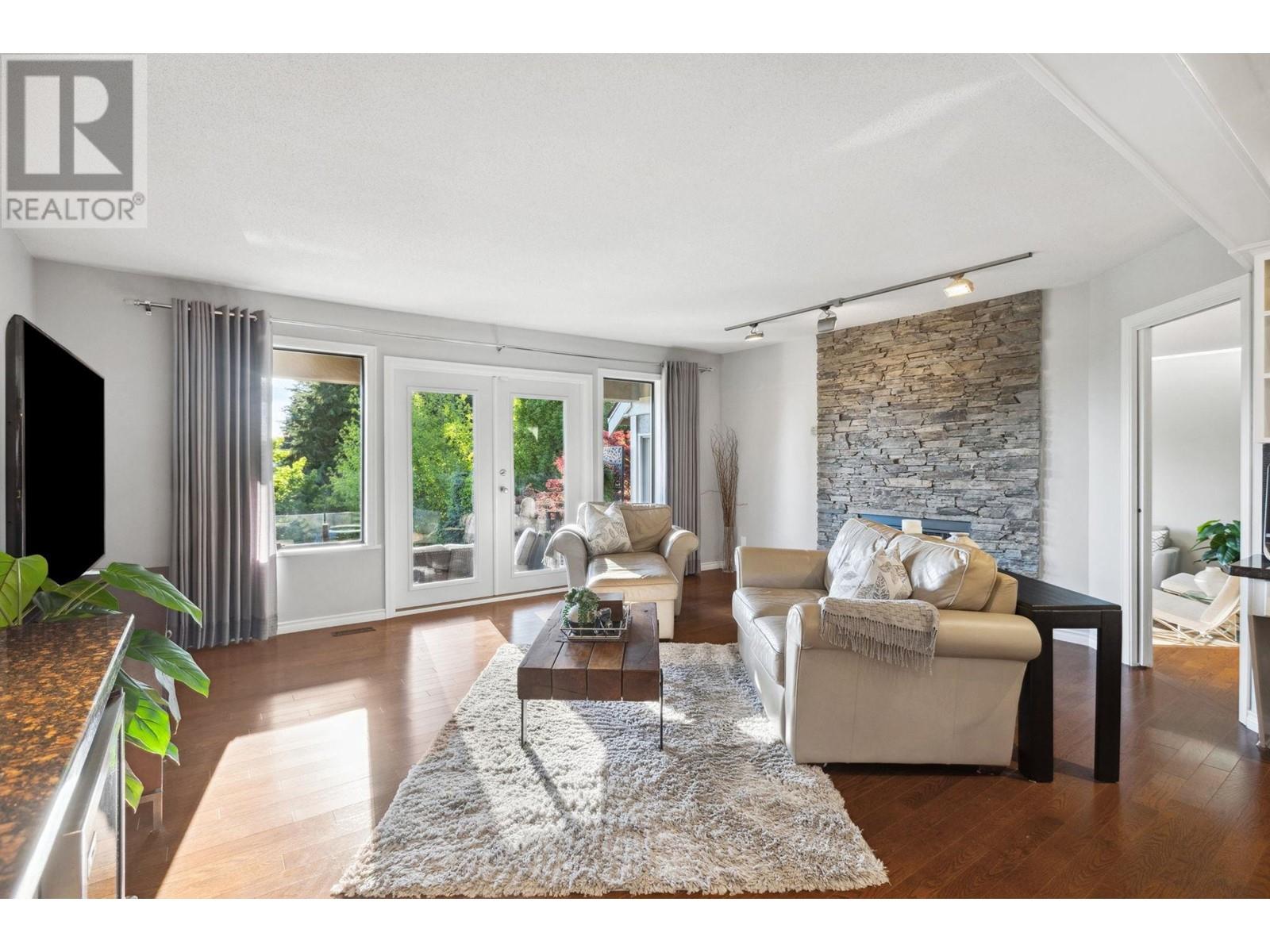 4221 St. Pauls Avenue, North Vancouver, British Columbia  V7N 1T4 - Photo 7 - R2972329