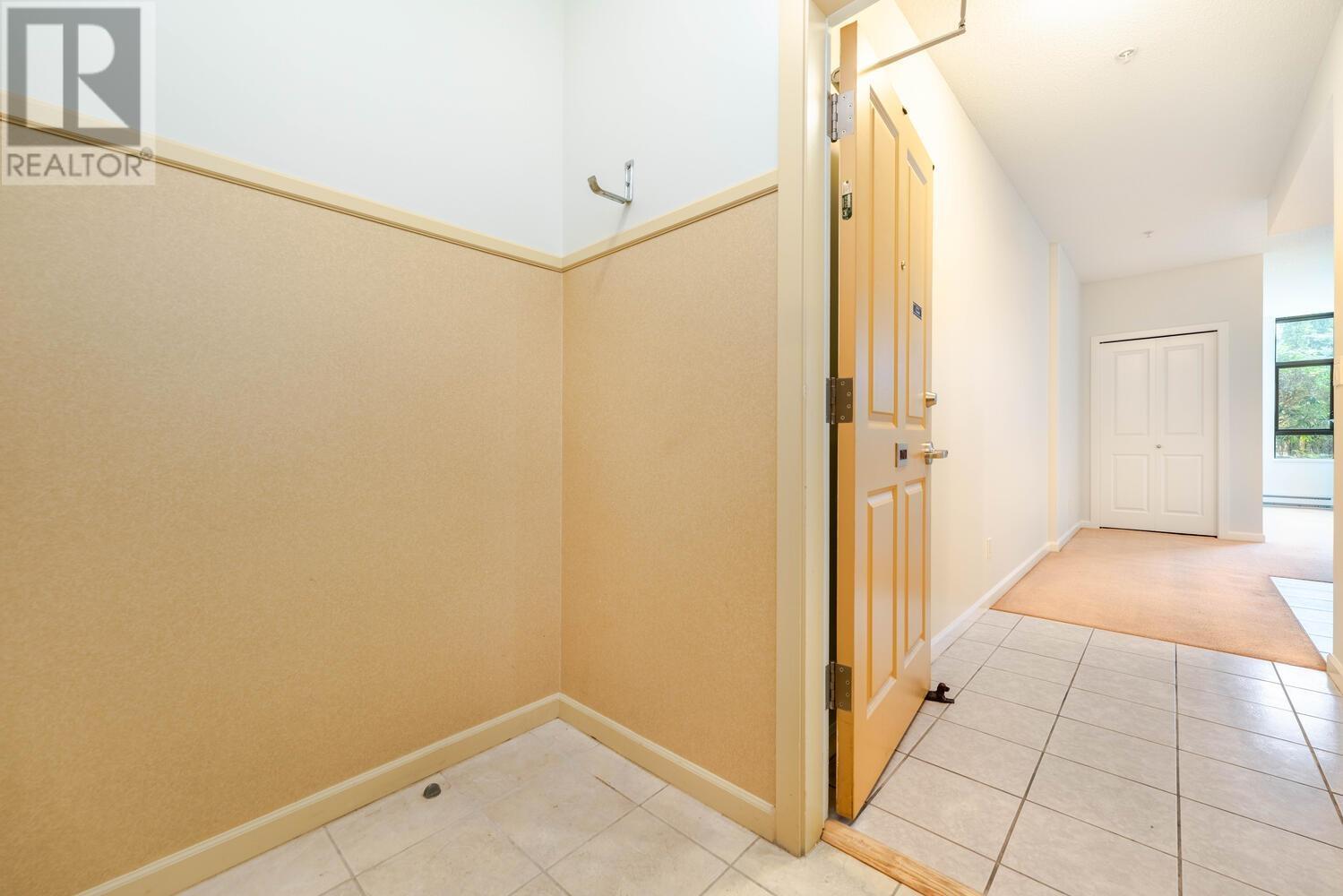 101 615 Hamilton Street, New Westminster, British Columbia  V3M 7A7 - Photo 3 - R2973919