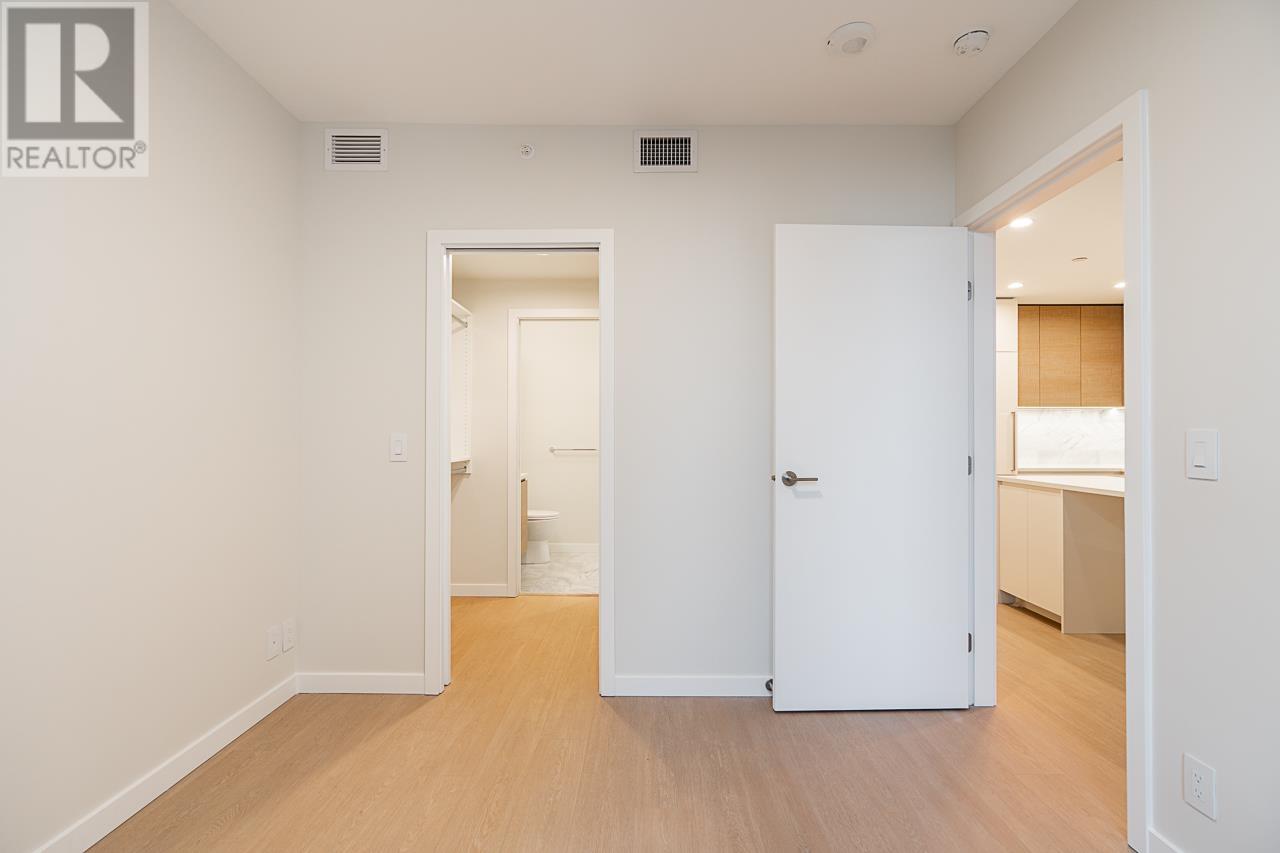 2110 2108 Gilmore Avenue, Burnaby, British Columbia  V5C 0N8 - Photo 12 - R2973922