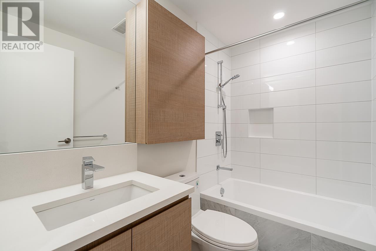 2110 2108 Gilmore Avenue, Burnaby, British Columbia  V5C 0N8 - Photo 18 - R2973922