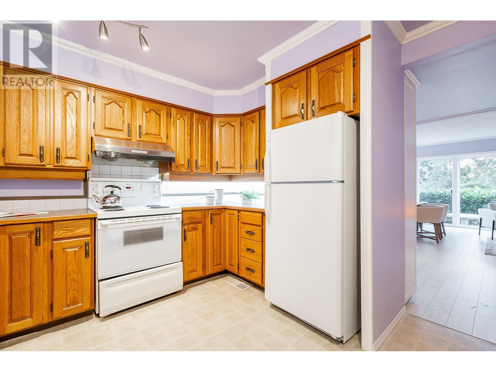 1057 Cecile Drive, Port Moody, British Columbia  V3H 1M6 - Photo 11 - R2973957
