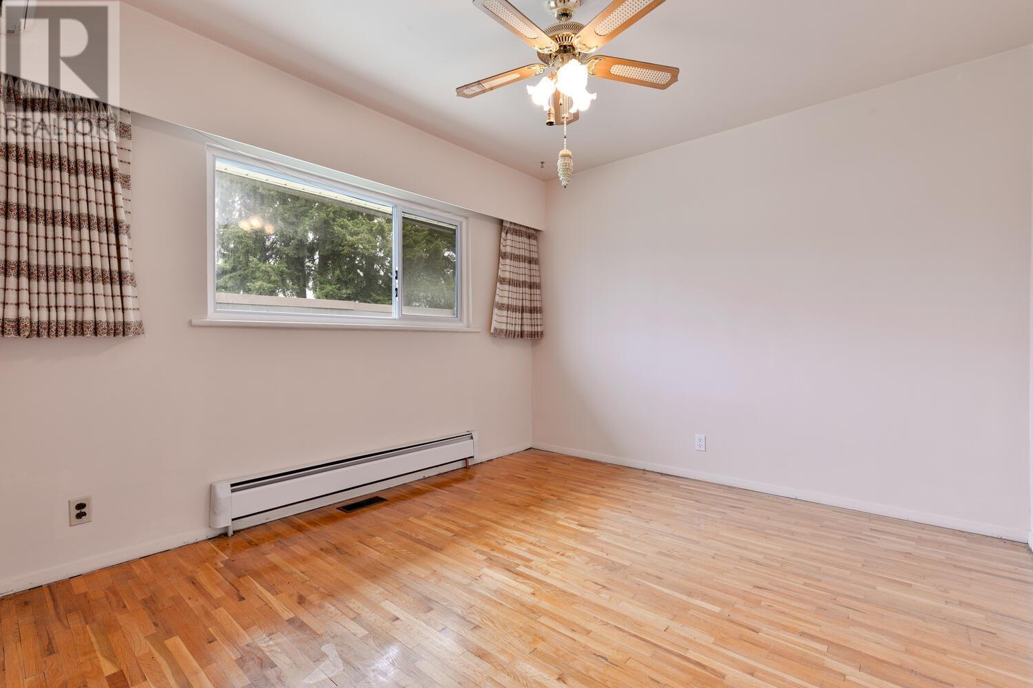 739 Schoolhouse Street, Coquitlam, British Columbia  V3J 5S1 - Photo 14 - R2973892