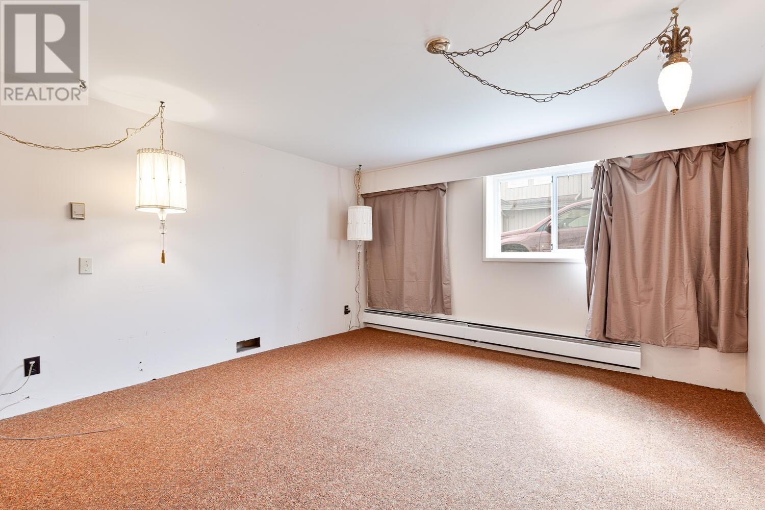 739 Schoolhouse Street, Coquitlam, British Columbia  V3J 5S1 - Photo 20 - R2973892
