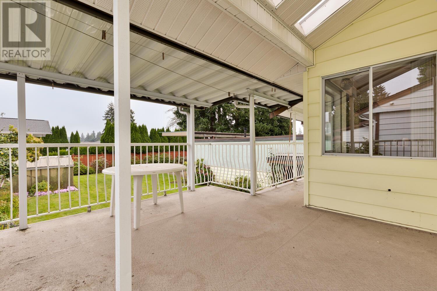 739 Schoolhouse Street, Coquitlam, British Columbia  V3J 5S1 - Photo 21 - R2973892