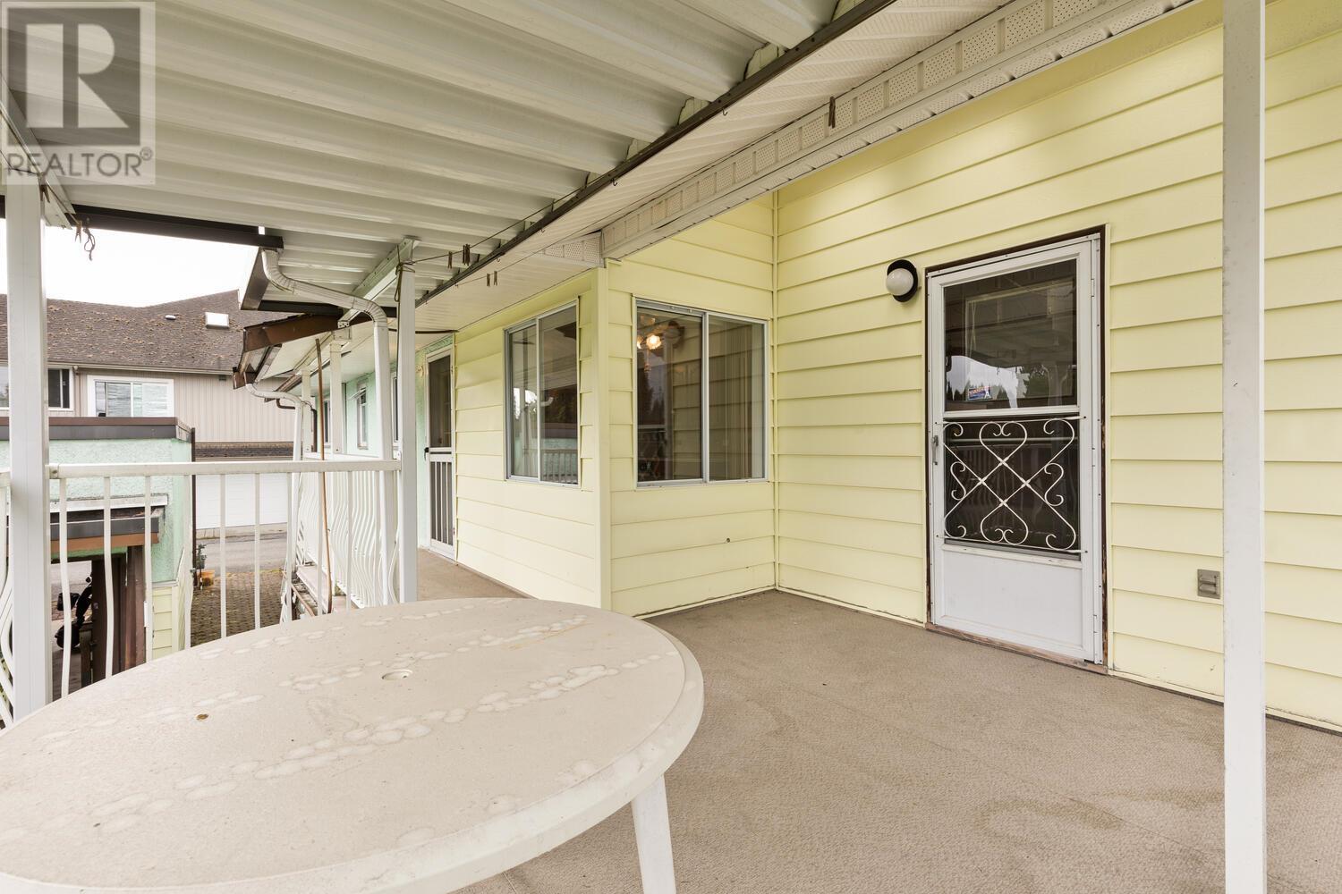 739 Schoolhouse Street, Coquitlam, British Columbia  V3J 5S1 - Photo 22 - R2973892