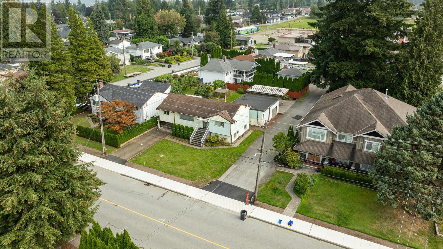 739 Schoolhouse Street, Coquitlam, British Columbia  V3J 5S1 - Photo 35 - R2973892