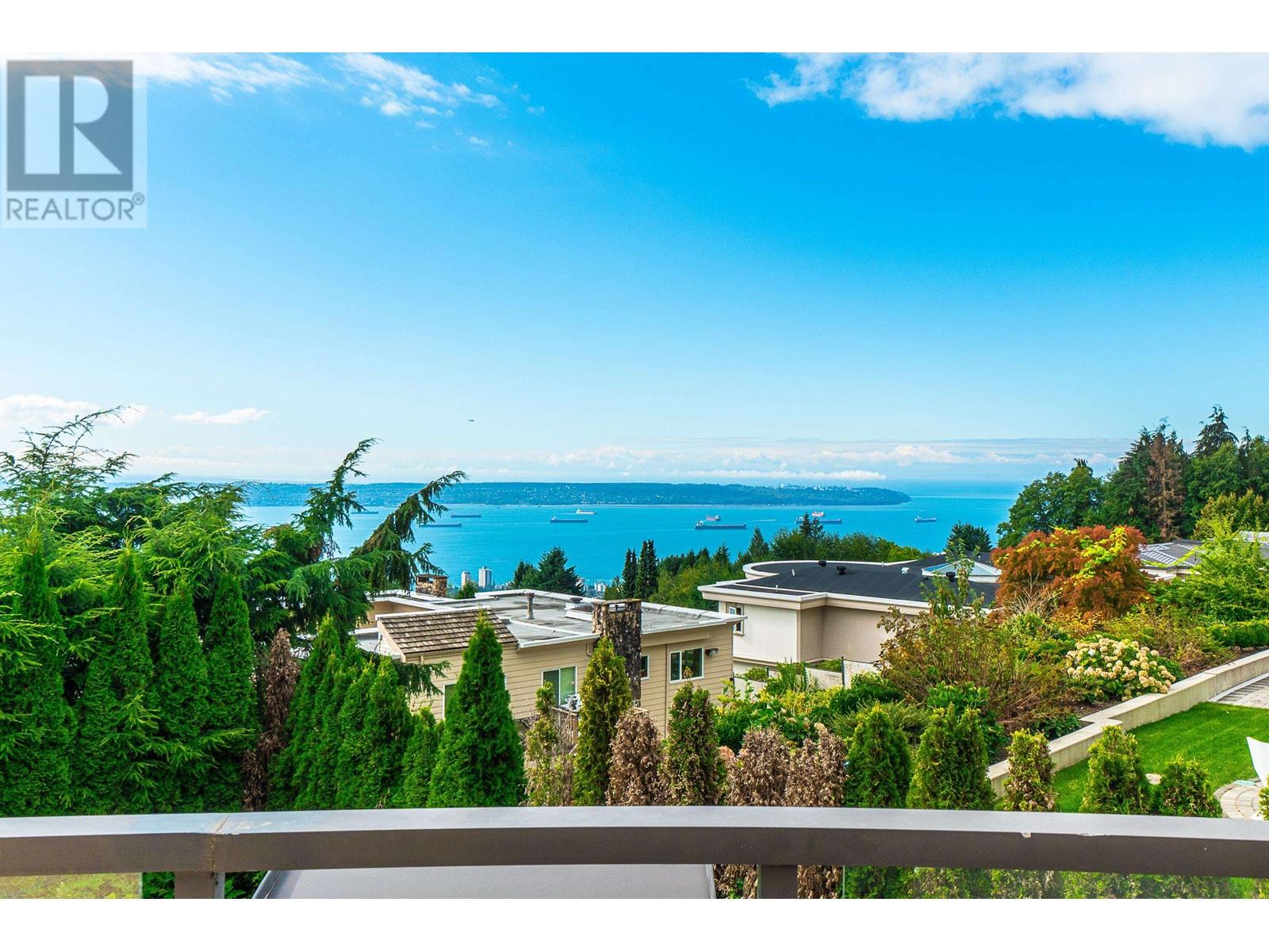 1178 Eyremount Drive, West Vancouver, British Columbia  V7S 2C5 - Photo 1 - R2973927