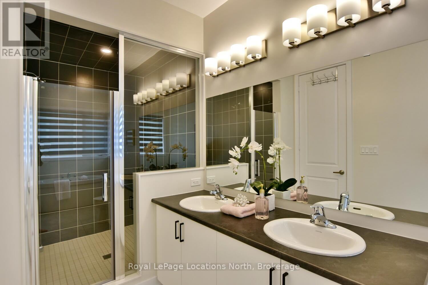 106 Stoneleigh Drive, Blue Mountains, Ontario  L9Y 5J6 - Photo 40 - X12002454