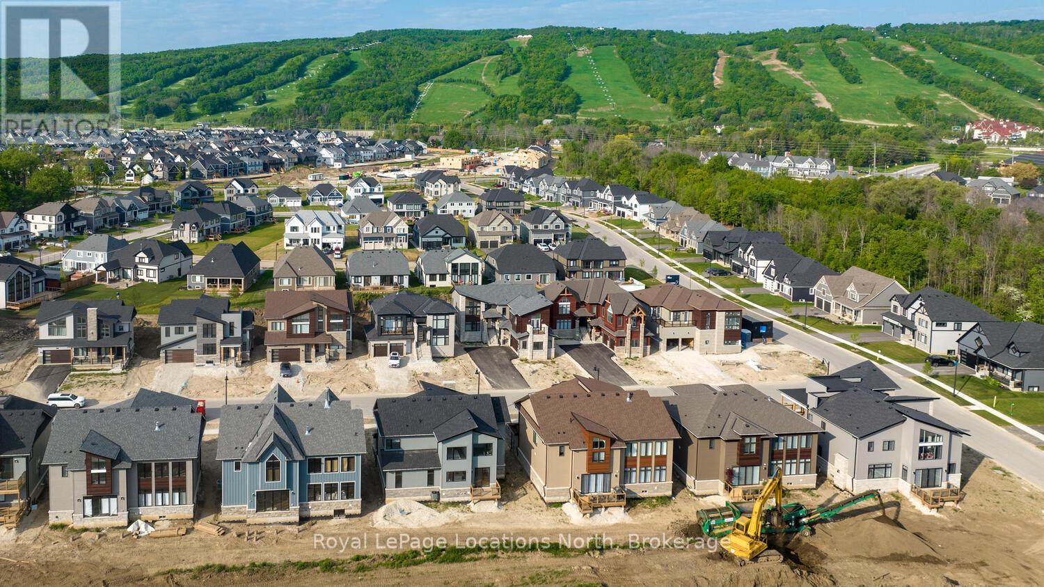 106 Stoneleigh Drive, Blue Mountains, Ontario  L9Y 5J6 - Photo 50 - X12002454