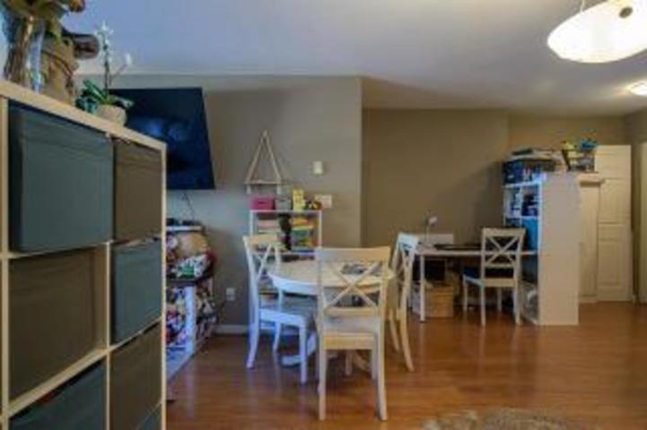 312 33960 Old Yale Road, Abbotsford, British Columbia  V2S 2J9 - Photo 4 - R2973151