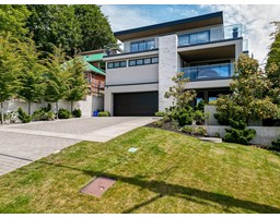 1228 EVERALL STREET, White Rock, British Columbia