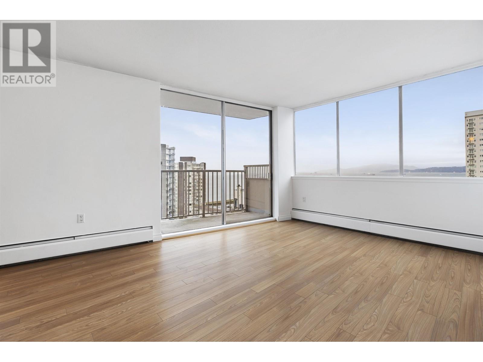 Listing Picture 8 of 22 : 1701 1251 CARDERO STREET, Vancouver / 溫哥華 - 魯藝地產 Yvonne Lu Group - MLS Medallion Club Member