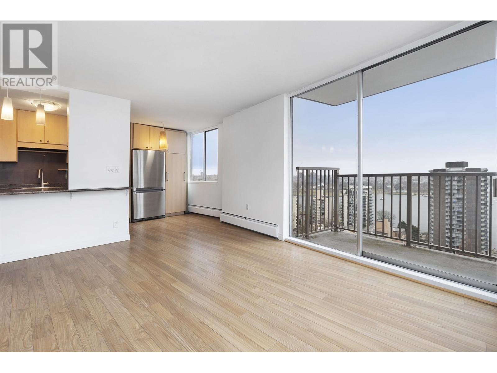 Listing Picture 9 of 22 : 1701 1251 CARDERO STREET, Vancouver / 溫哥華 - 魯藝地產 Yvonne Lu Group - MLS Medallion Club Member