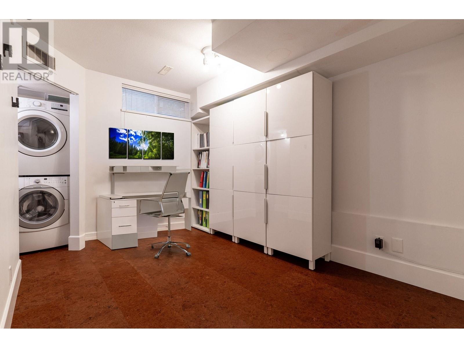 Listing Picture 21 of 25 : 2868 SOTAO AVENUE, Vancouver / 溫哥華 - 魯藝地產 Yvonne Lu Group - MLS Medallion Club Member