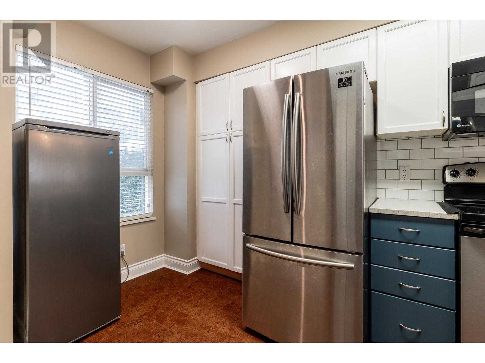 Listing Picture 9 of 25 : 2868 SOTAO AVENUE, Vancouver / 溫哥華 - 魯藝地產 Yvonne Lu Group - MLS Medallion Club Member