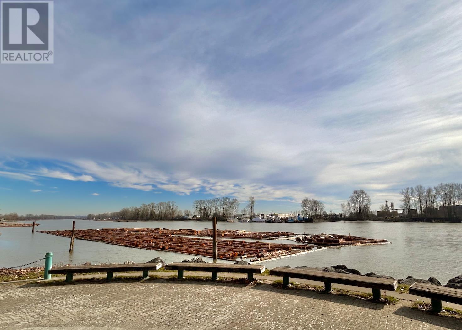 2868 SOTAO AVENUE, Vancouver