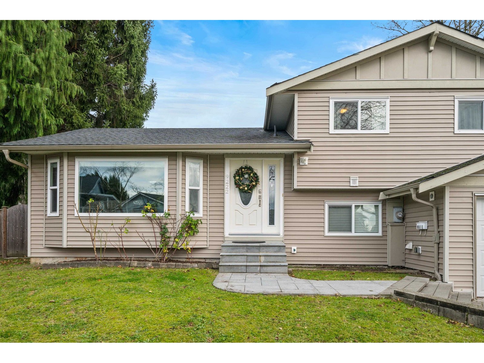 Property at 9222 132A STREET image 3