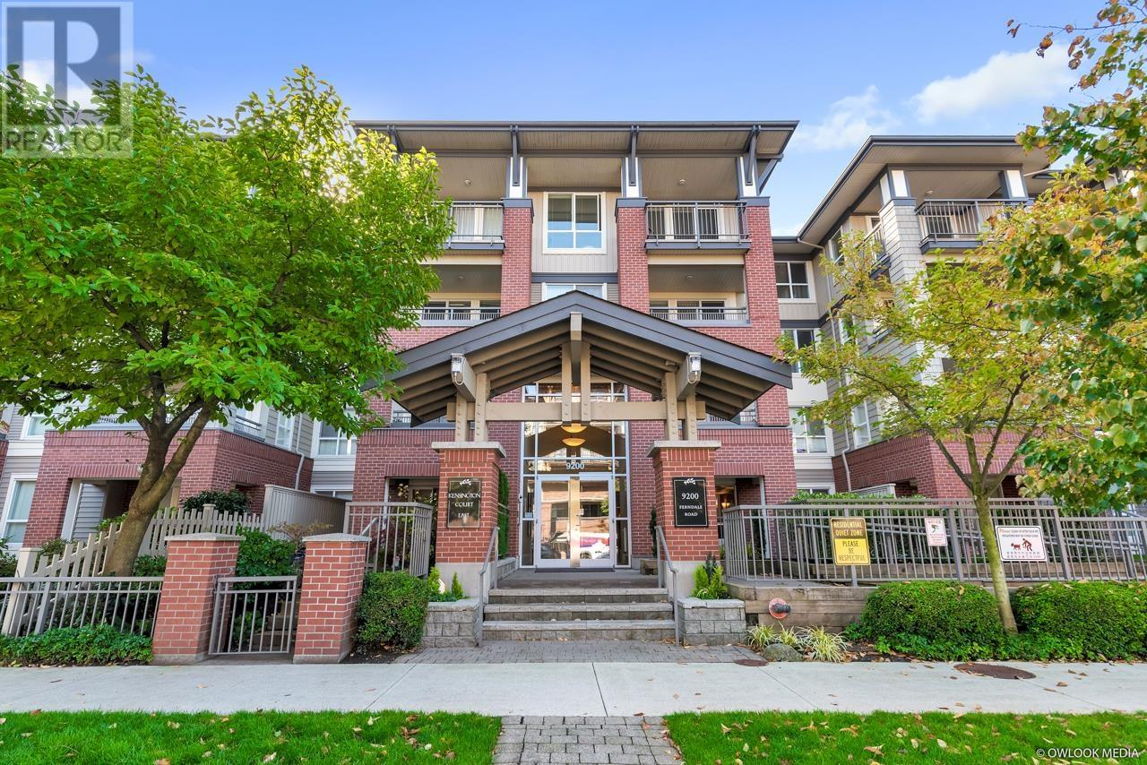 Listing Picture 2 of 26 : 116 9200 FERNDALE ROAD, Richmond / 烈治文 - 魯藝地產 Yvonne Lu Group - MLS Medallion Club Member