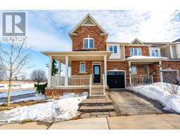 14 MCCURDY AVENUE, Hamilton, Ontario