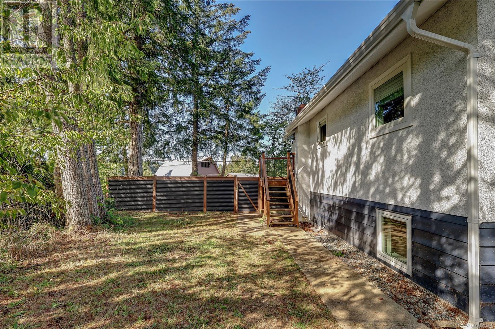 Property at 13403 Code Rd image 4