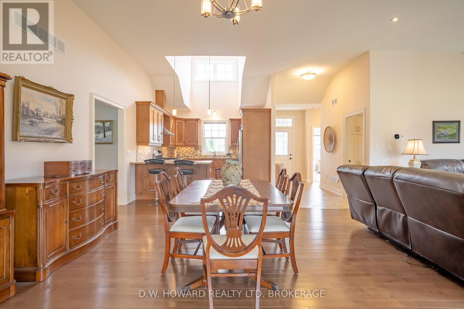 3458 Trillium Crescent, Fort Erie, Ontario  L0S 1N0 - Photo 15 - X12002586