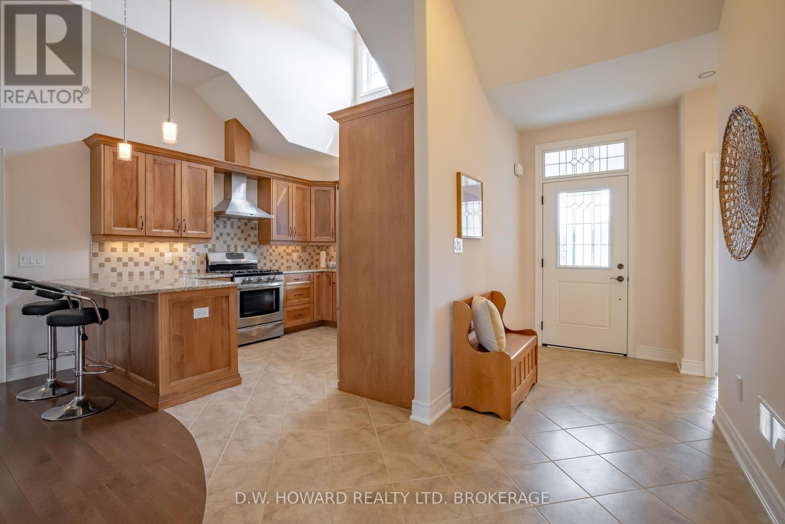 3458 Trillium Crescent, Fort Erie, Ontario  L0S 1N0 - Photo 6 - X12002586
