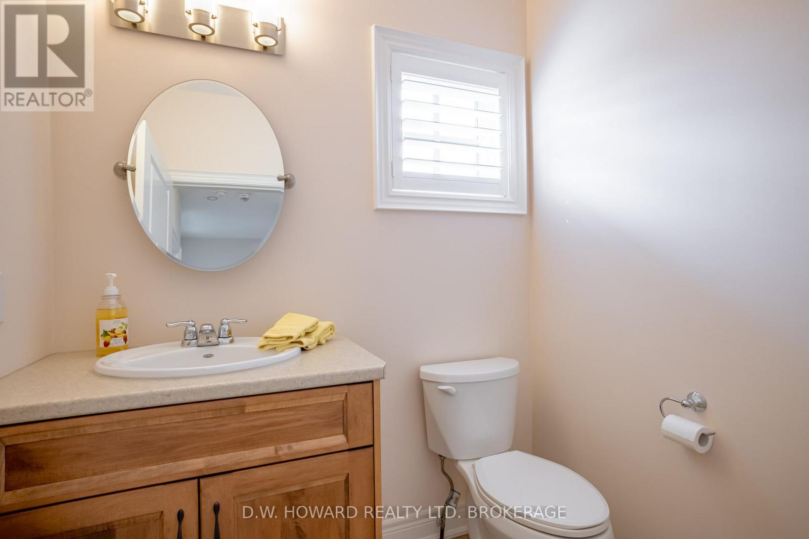 3458 Trillium Crescent, Fort Erie, Ontario  L0S 1N0 - Photo 8 - X12002586